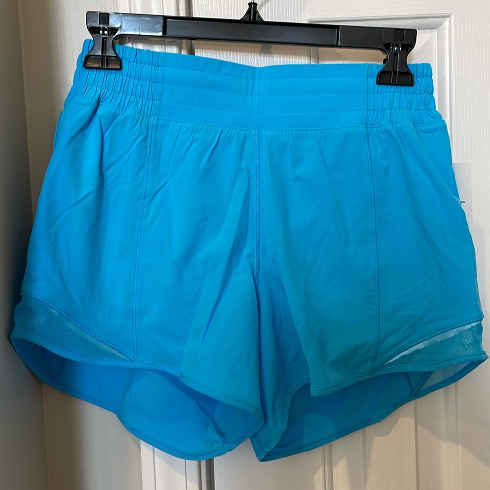 Blue Lululemon Hotty Hot HR Short 4” Lined. Size 6. NWT